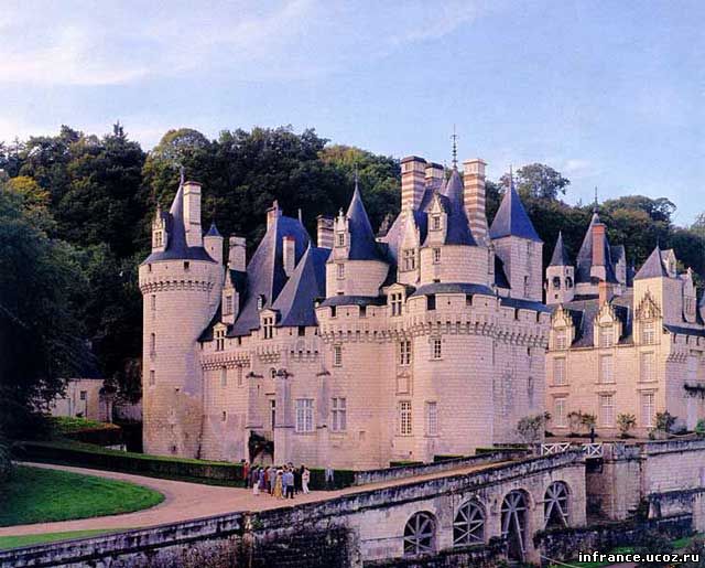 замок Юссе, Франция, замки франции